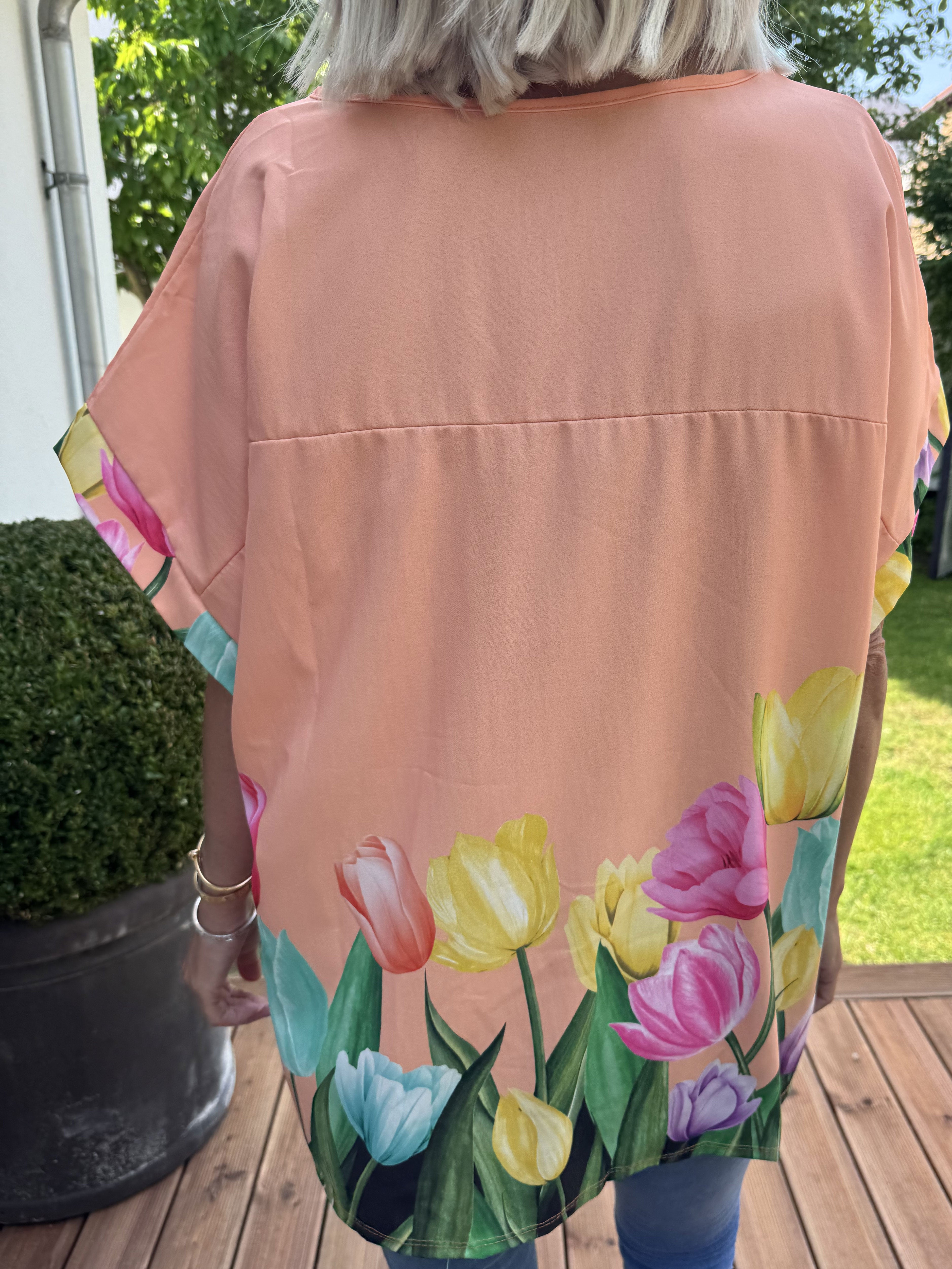 Montana - Bluse med korte ærmer og tulipan motiver